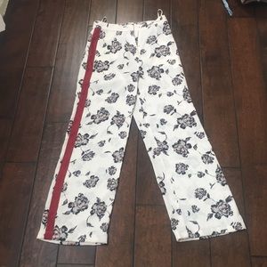 House of Harlow pants